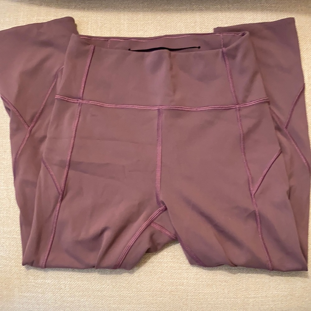 Lulu Lemon Cropped Training Leggings